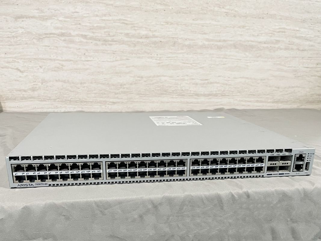 DCS-7050TX-64-R 48x RJ45 1/10GBASE-T 4x 40GbE QSFP Switch 2x AC PSU
